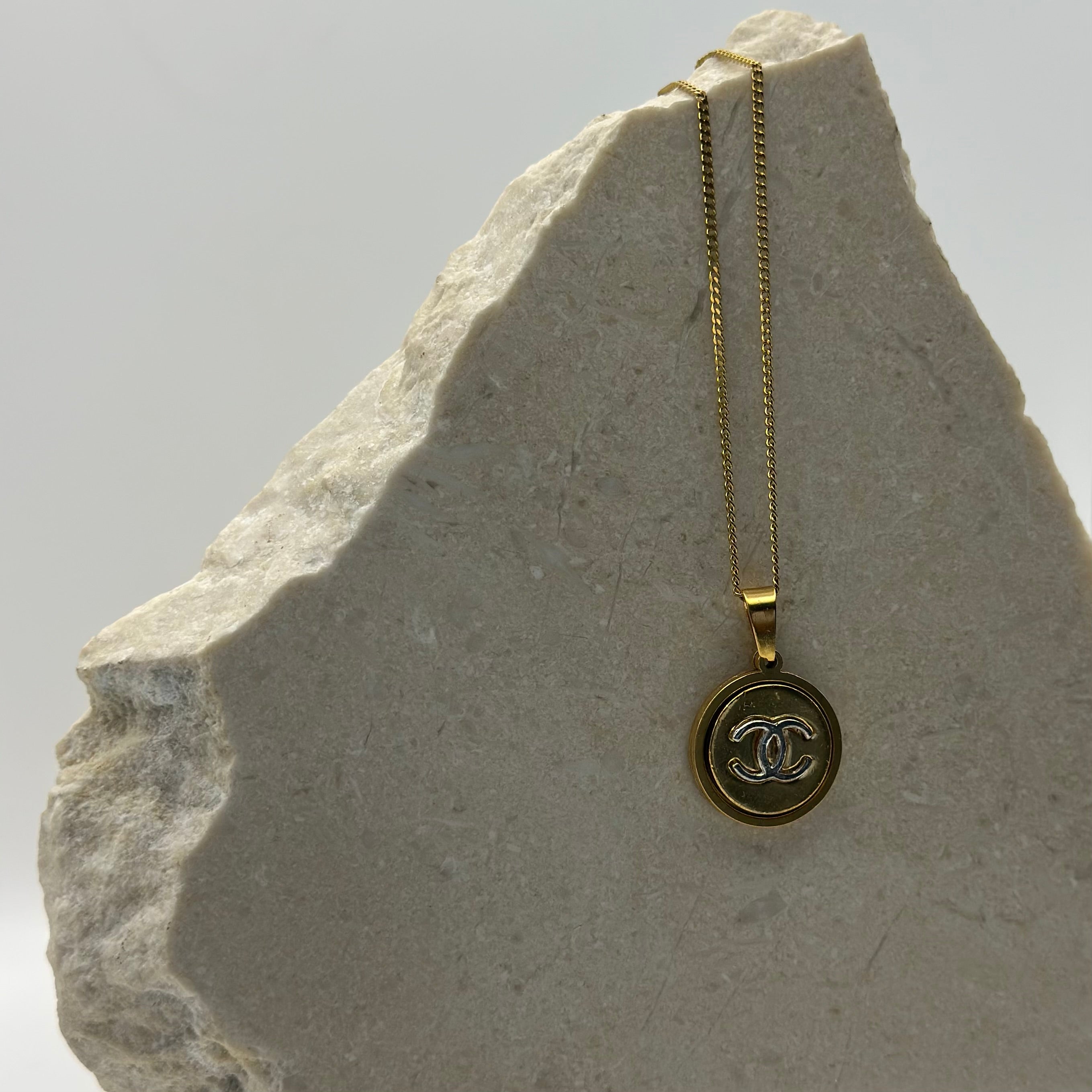 Chanel gold/silver 16 mm