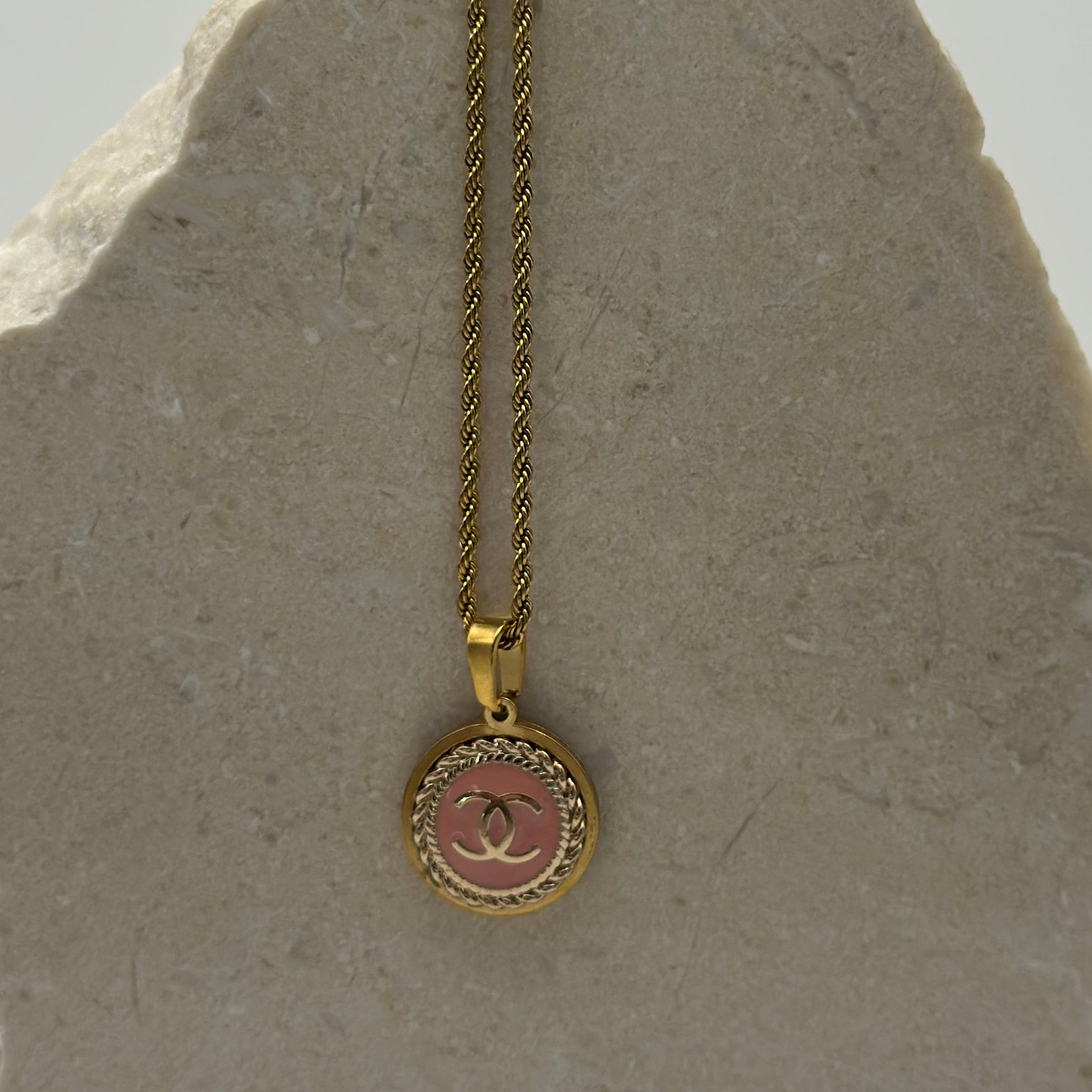 Chanel pink 16 mm