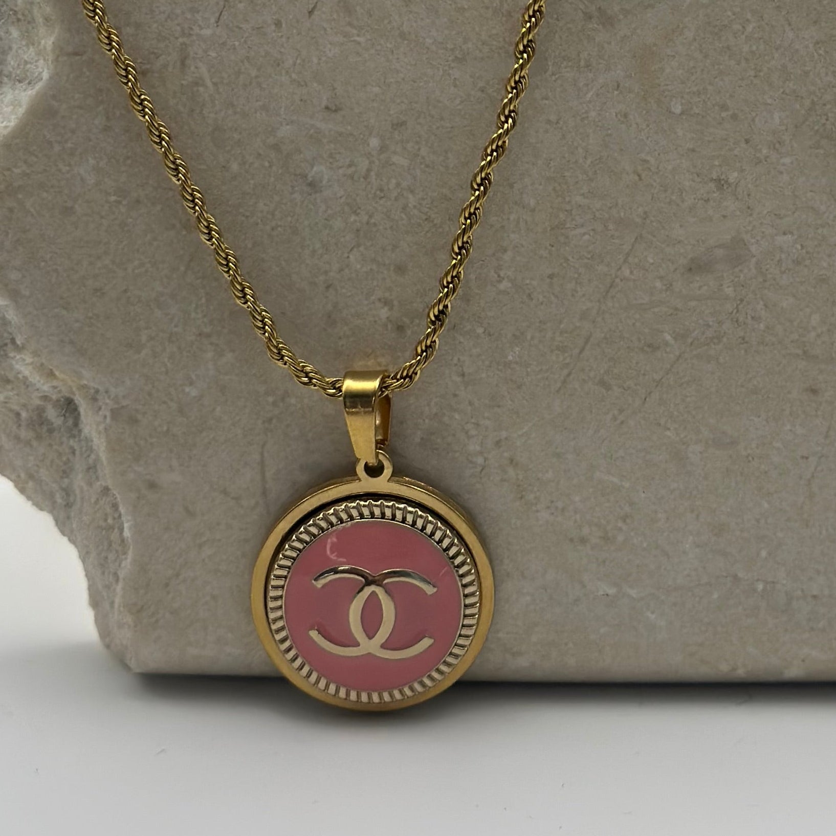 Chanel pink 20 mm