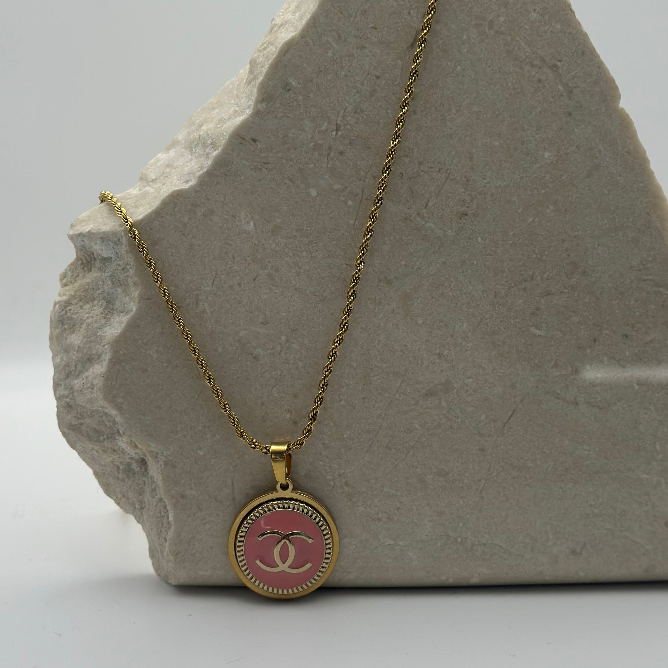 Chanel pink 20 mm