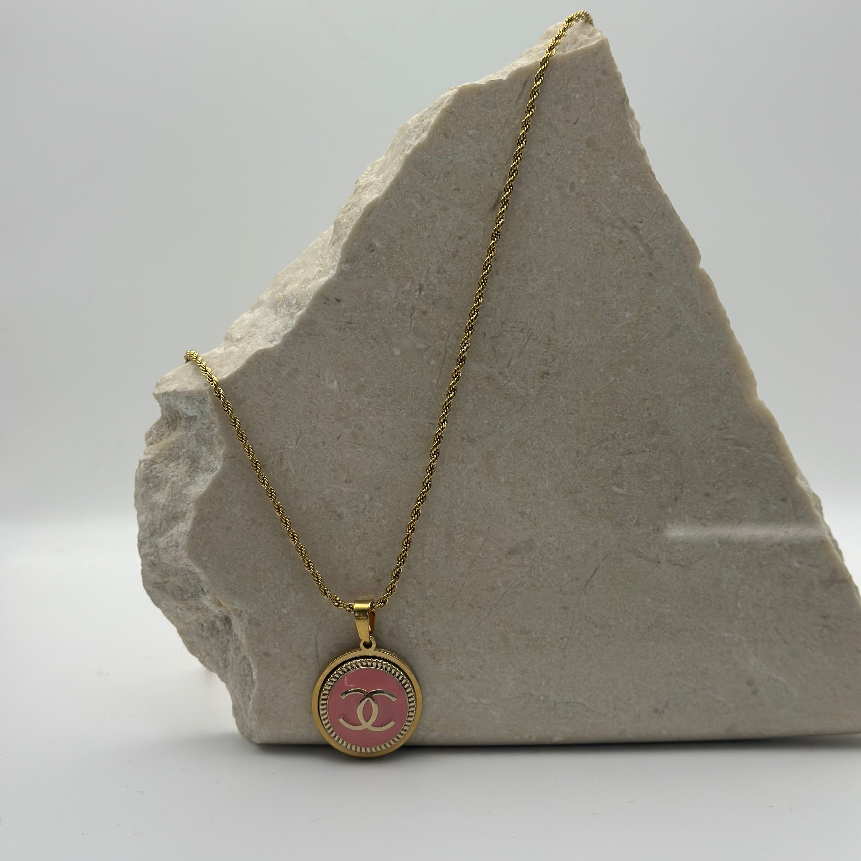 Chanel pink 20 mm