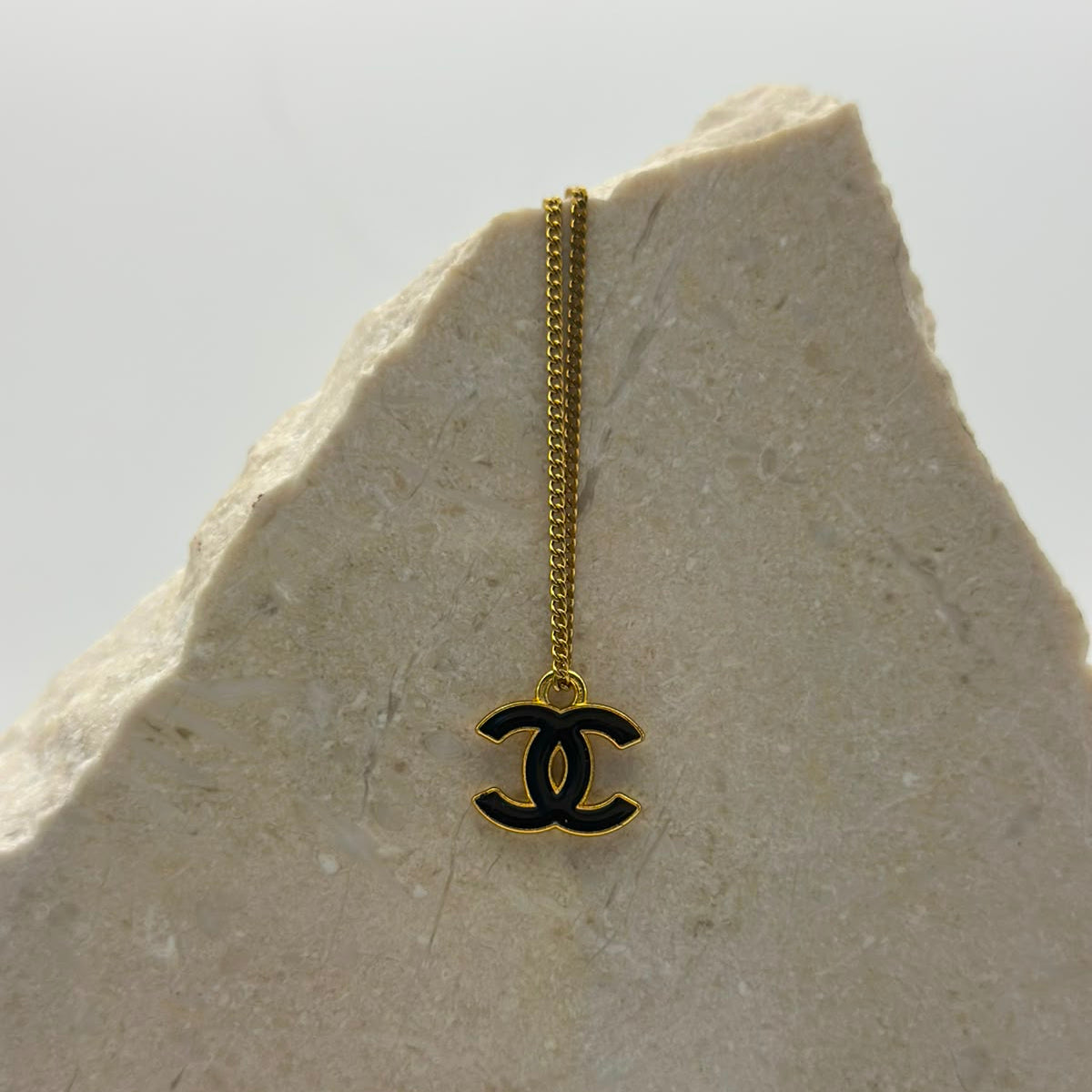 Chanel black bedel 12 mm