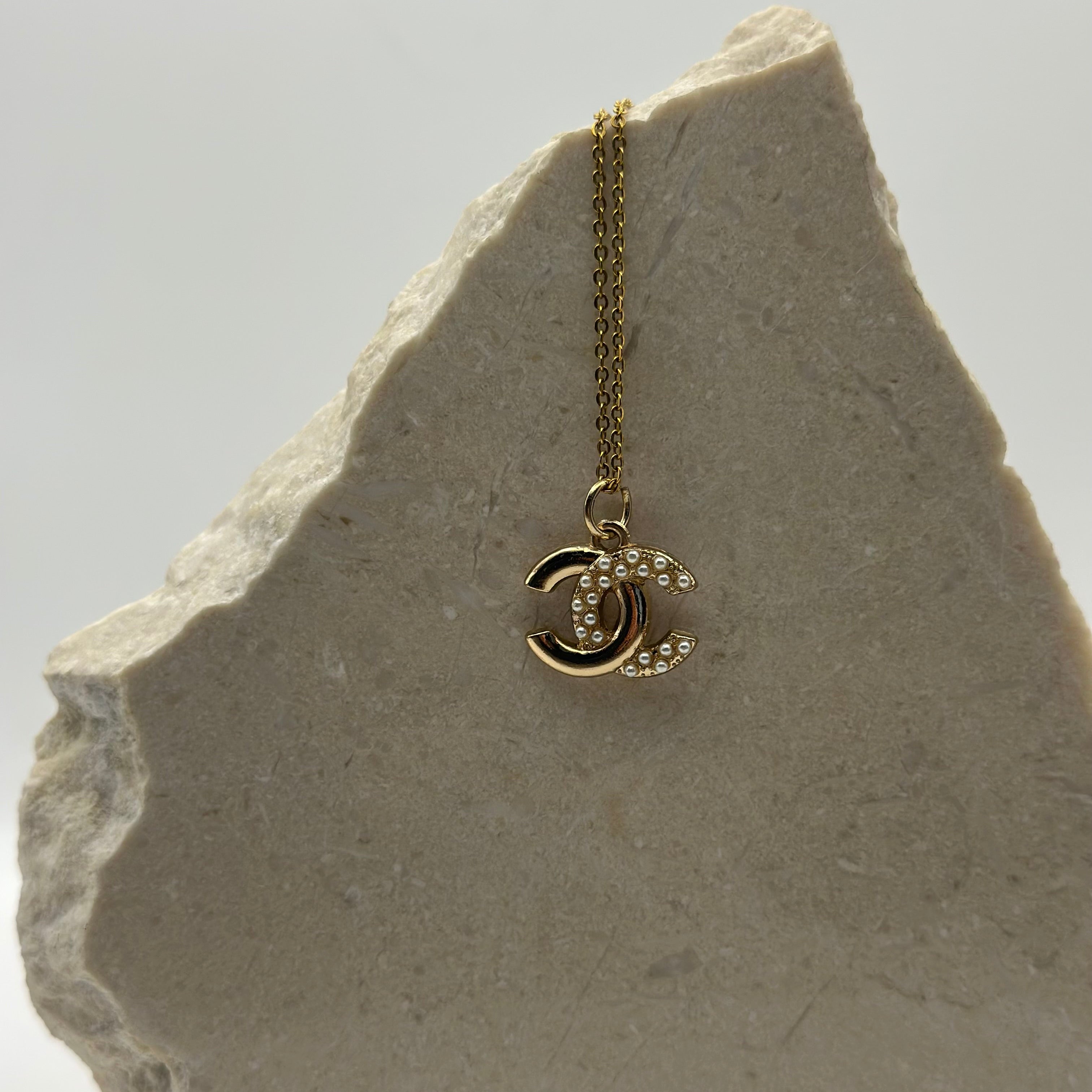 Chanel gold pearl bedel 20 mm