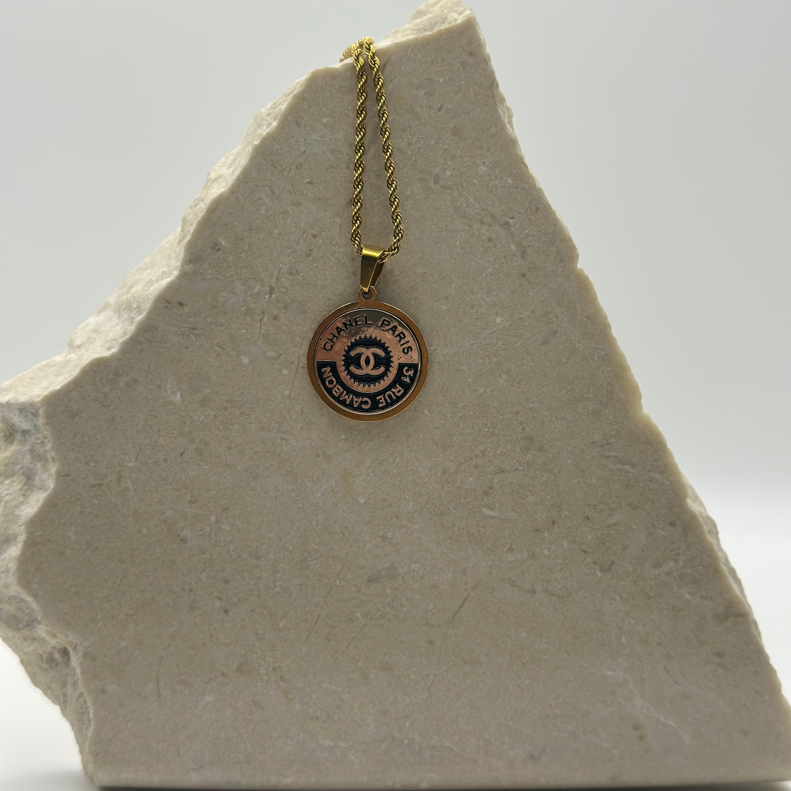Chanel paris 20 mm